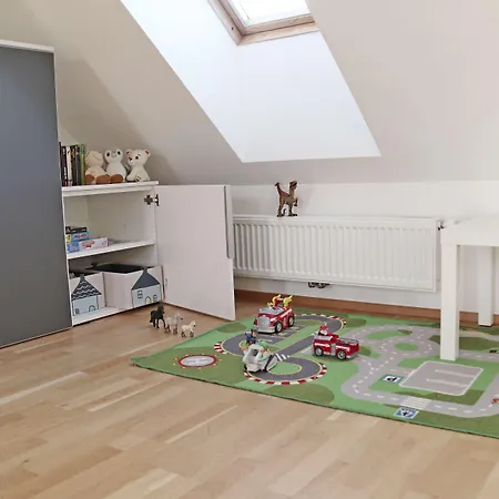 Ferienzimmer Reinisch In *
