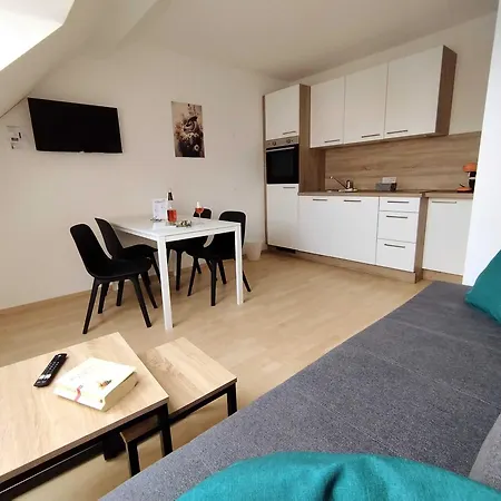 Ferienzimmer Reinisch In *